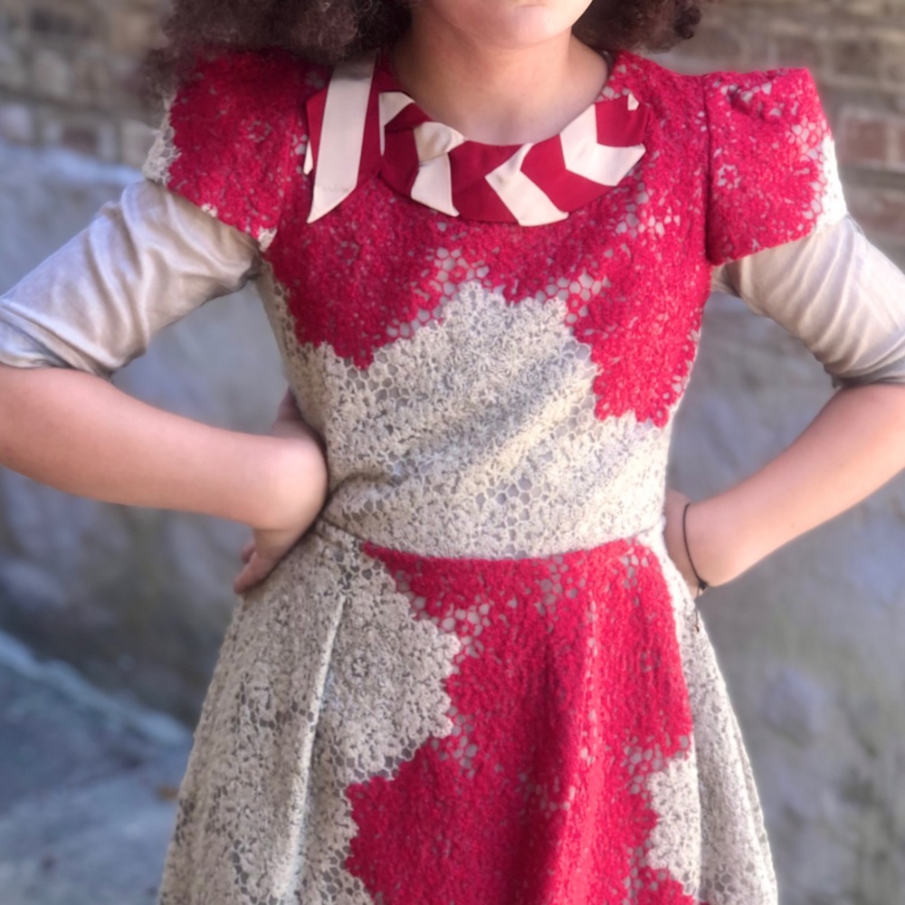 Pinco Pallino Red & Beige Lace Dress with Striped Ribbon Collar - Picture 4 of 16